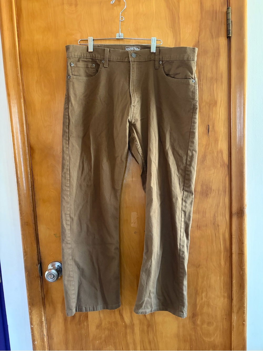 Signature by Levi Strauss Men's Tan Straight-Leg Chinos